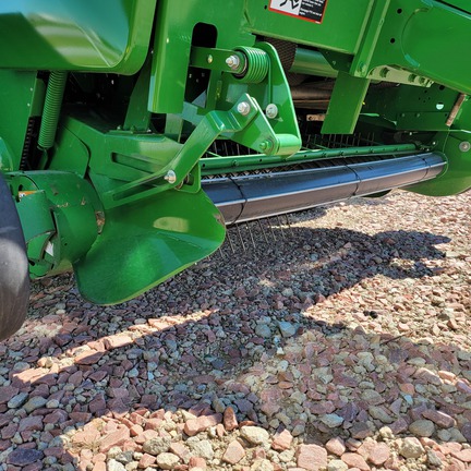 2024 John Deere 561M (8th thumbnail)