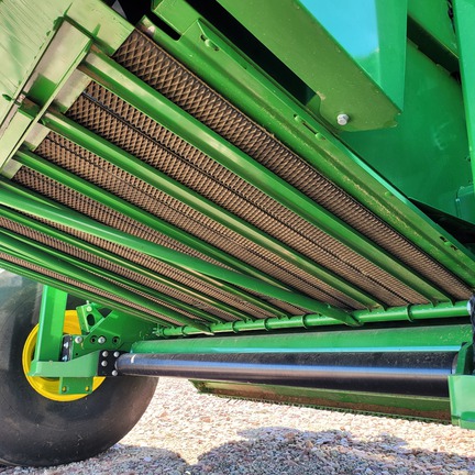 2024 John Deere 561M (18th thumbnail)