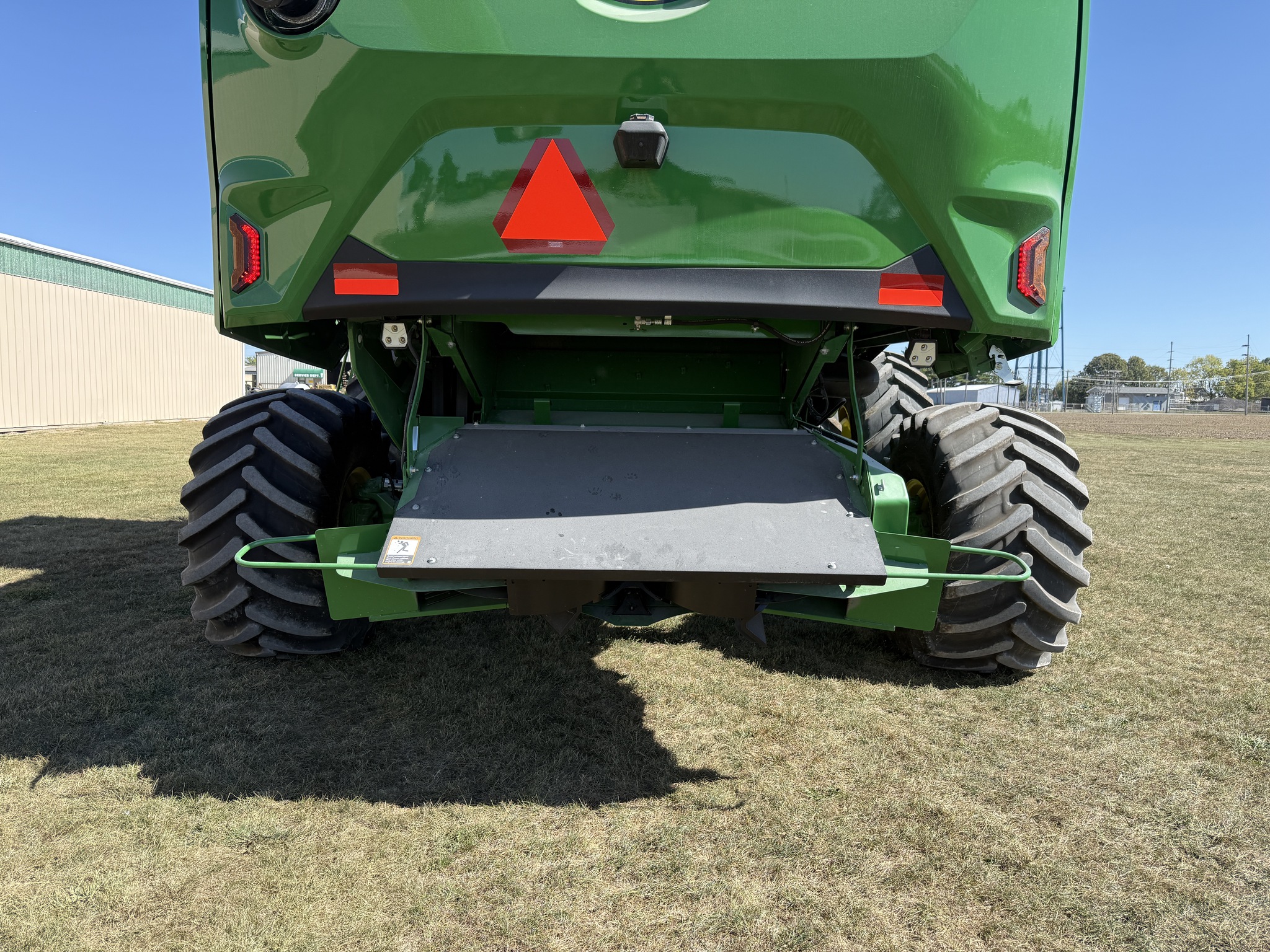 2025 John Deere S7 700 Image 7