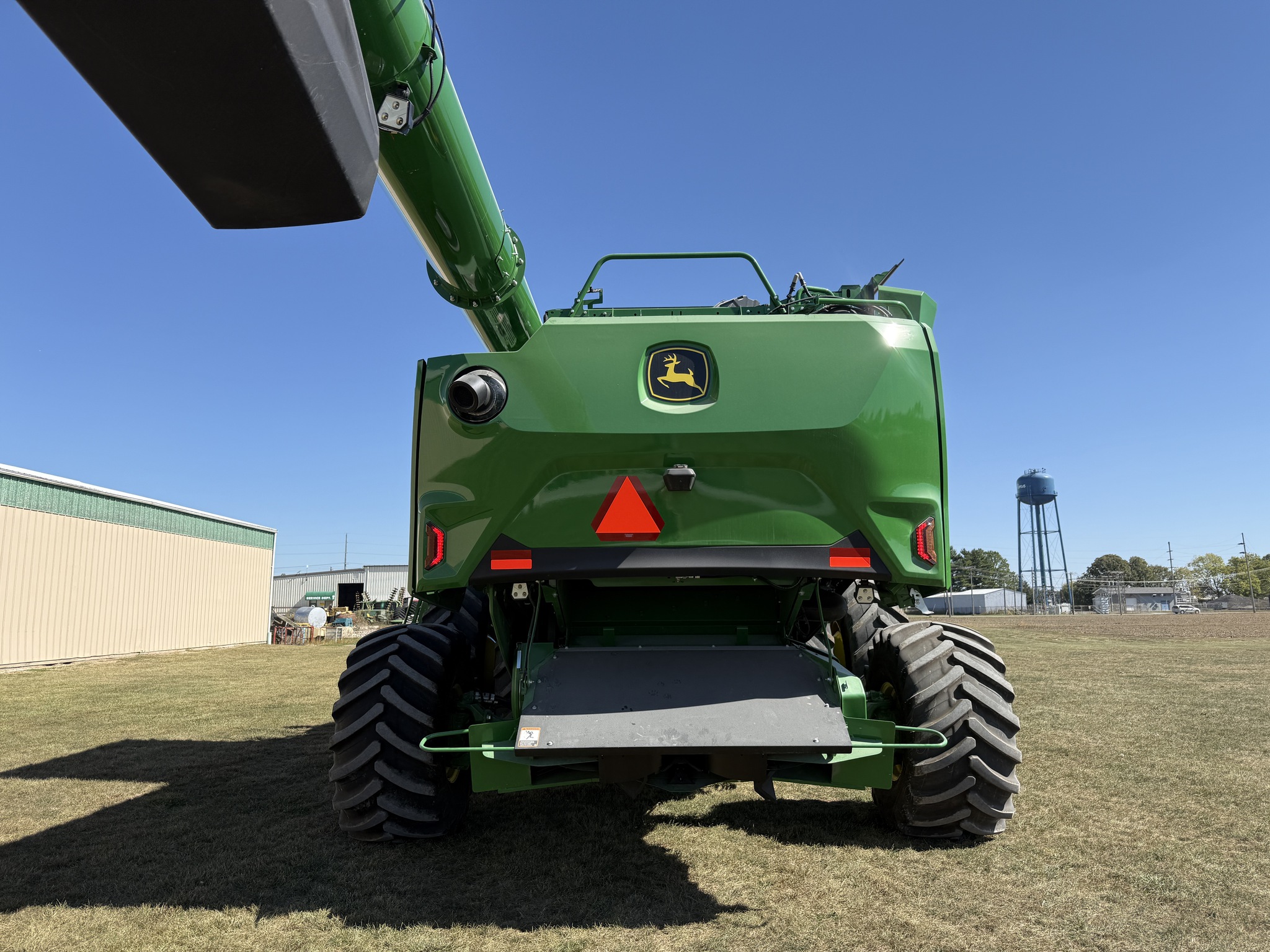 2025 John Deere S7 700 Image 2