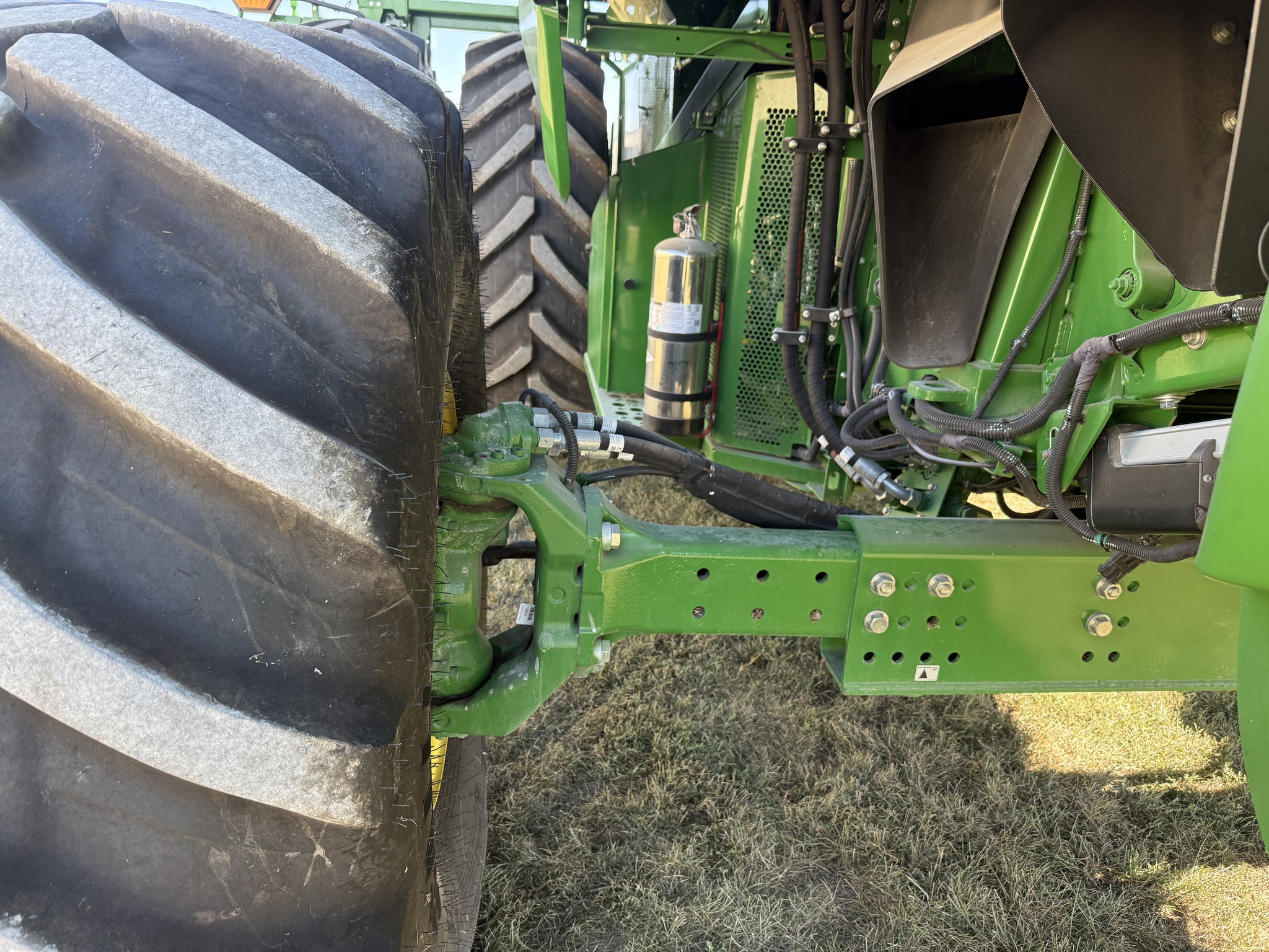2025 John Deere S7 700 Image 6