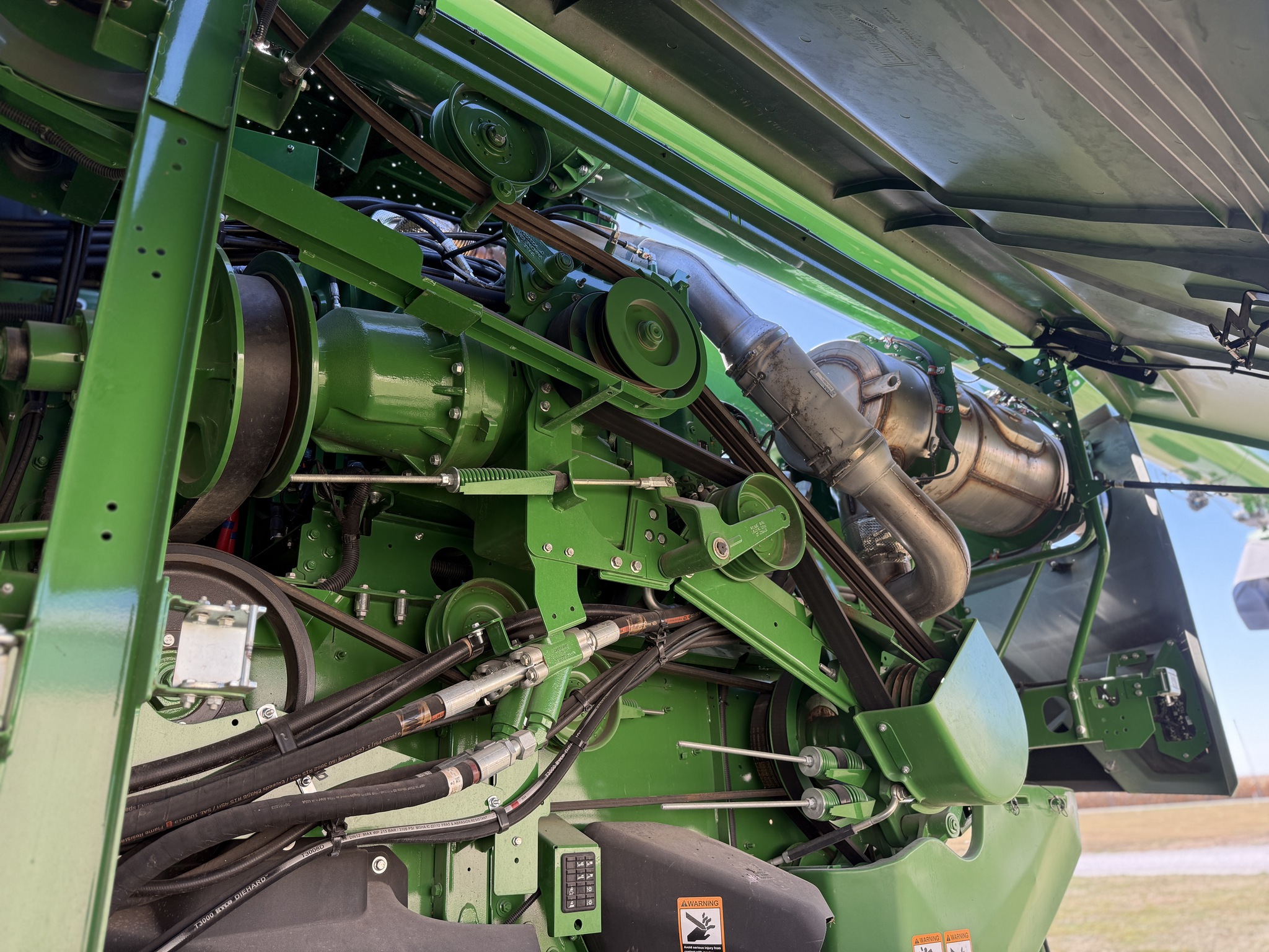 2025 John Deere S7 700 Image 4