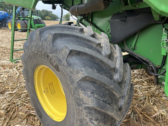 Photo of 2023 John Deere S780