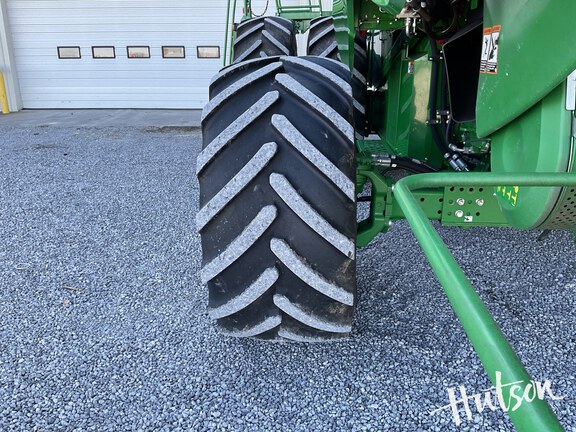 Photo of 2023 John Deere S780