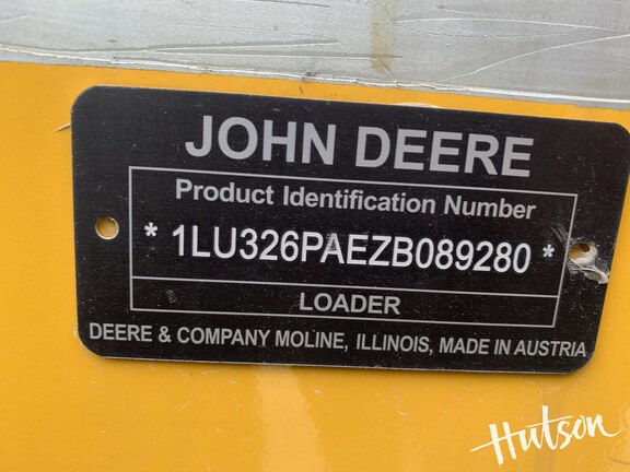Photo of John Deere 326 P