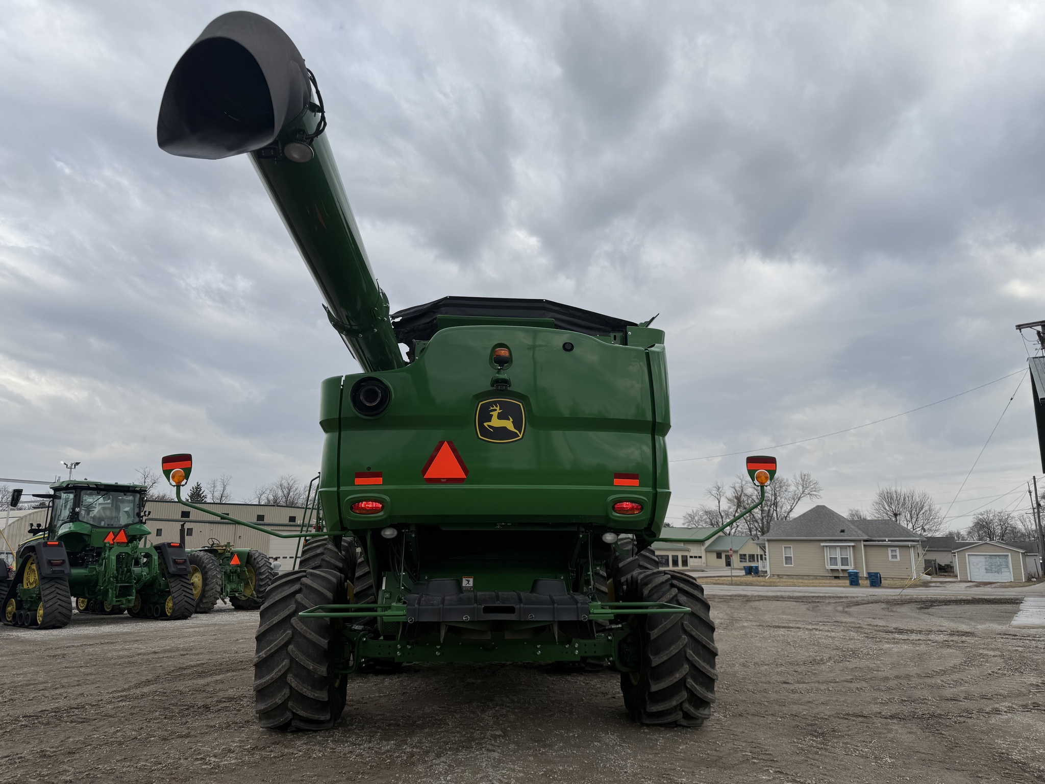  2020 John Deere S780 at Heritage Tractor in Pontiac, IL