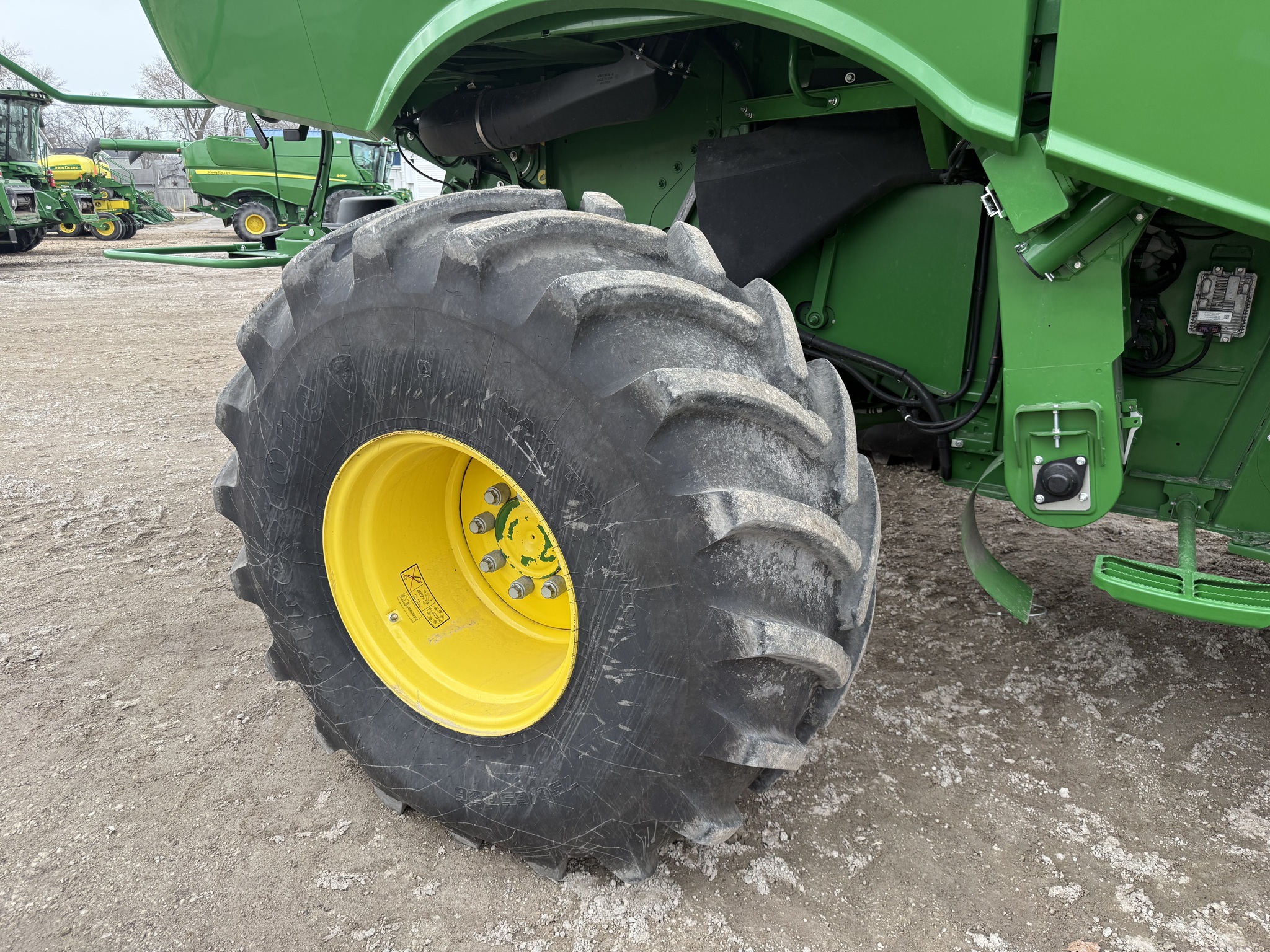  2020 John Deere S780 at Heritage Tractor in Pontiac, IL
