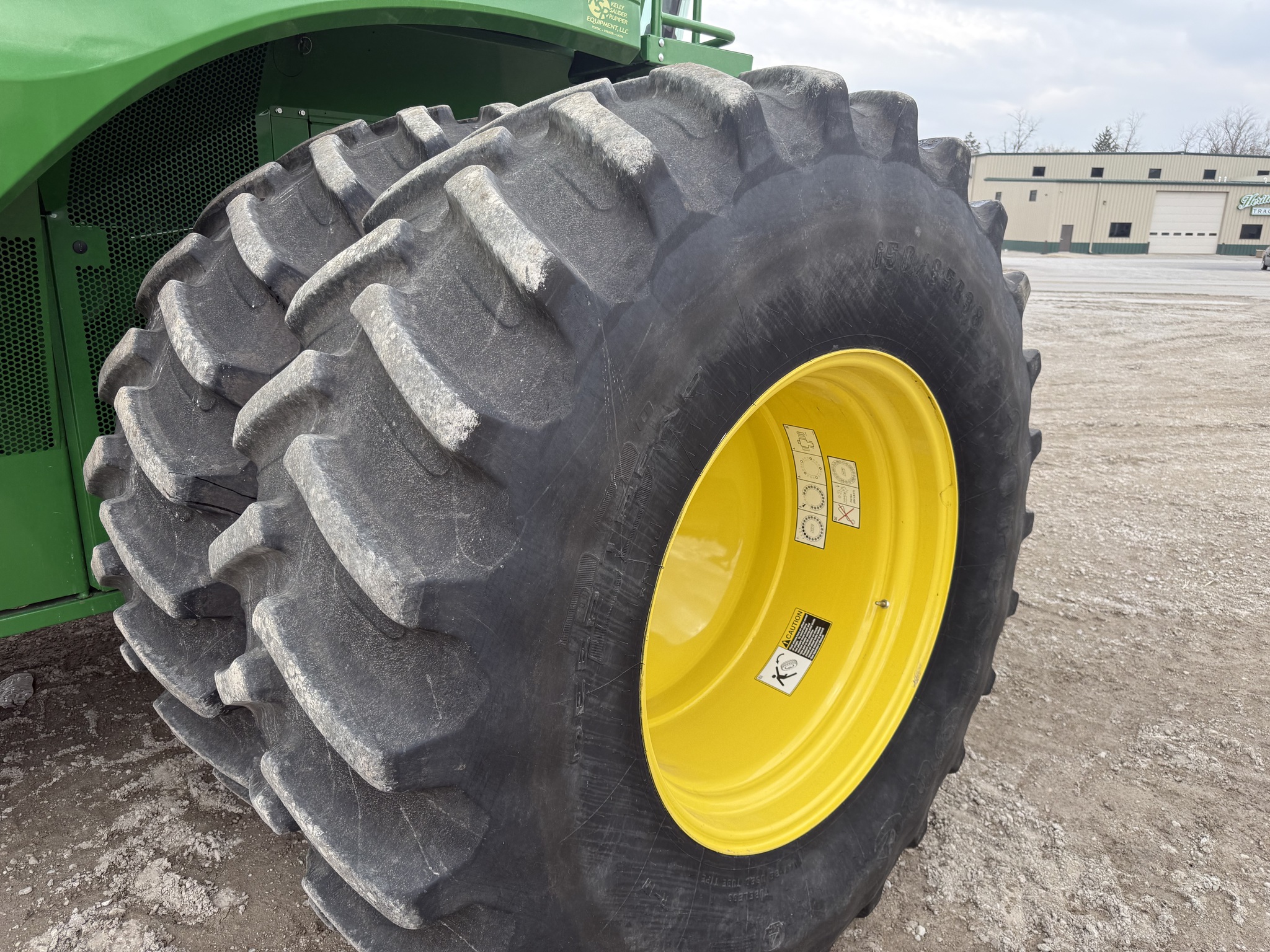 2020 John Deere S780 at Heritage Tractor in Pontiac, IL