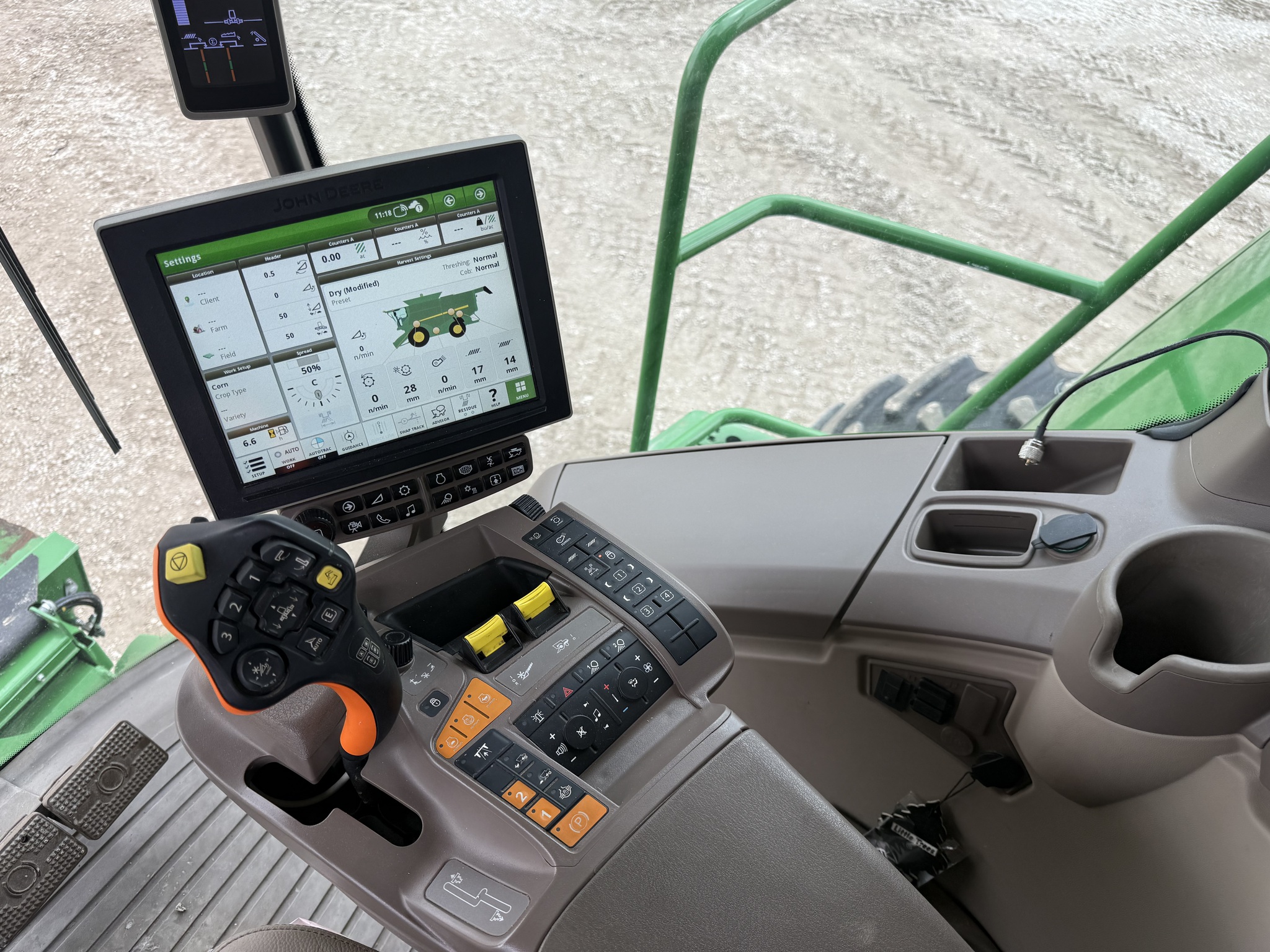  2020 John Deere S780 at Heritage Tractor in Pontiac, IL