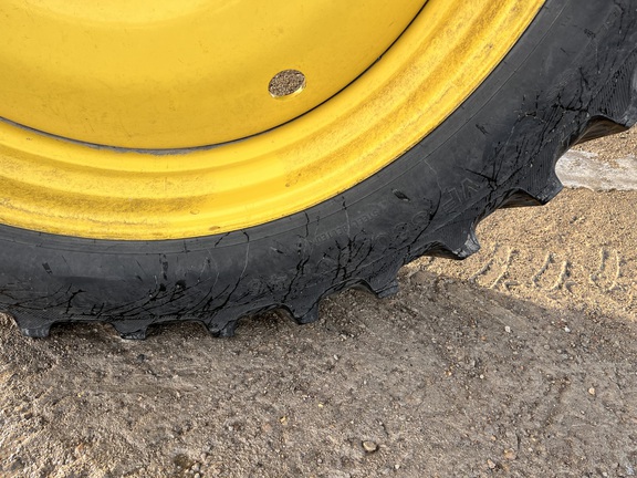 2024 John Deere 412R - Photo18