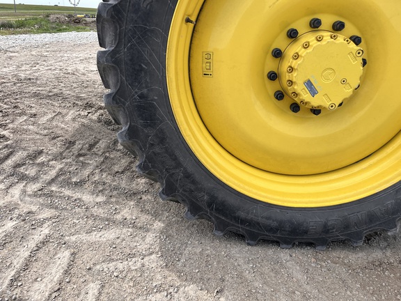 2024 John Deere 412R - Photo10
