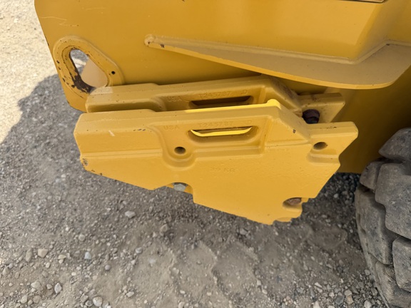 2024 John Deere 320G - Photo15