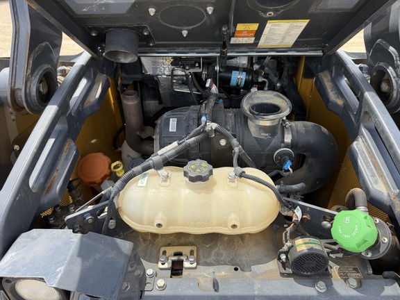 2024 John Deere 320G - Photo17