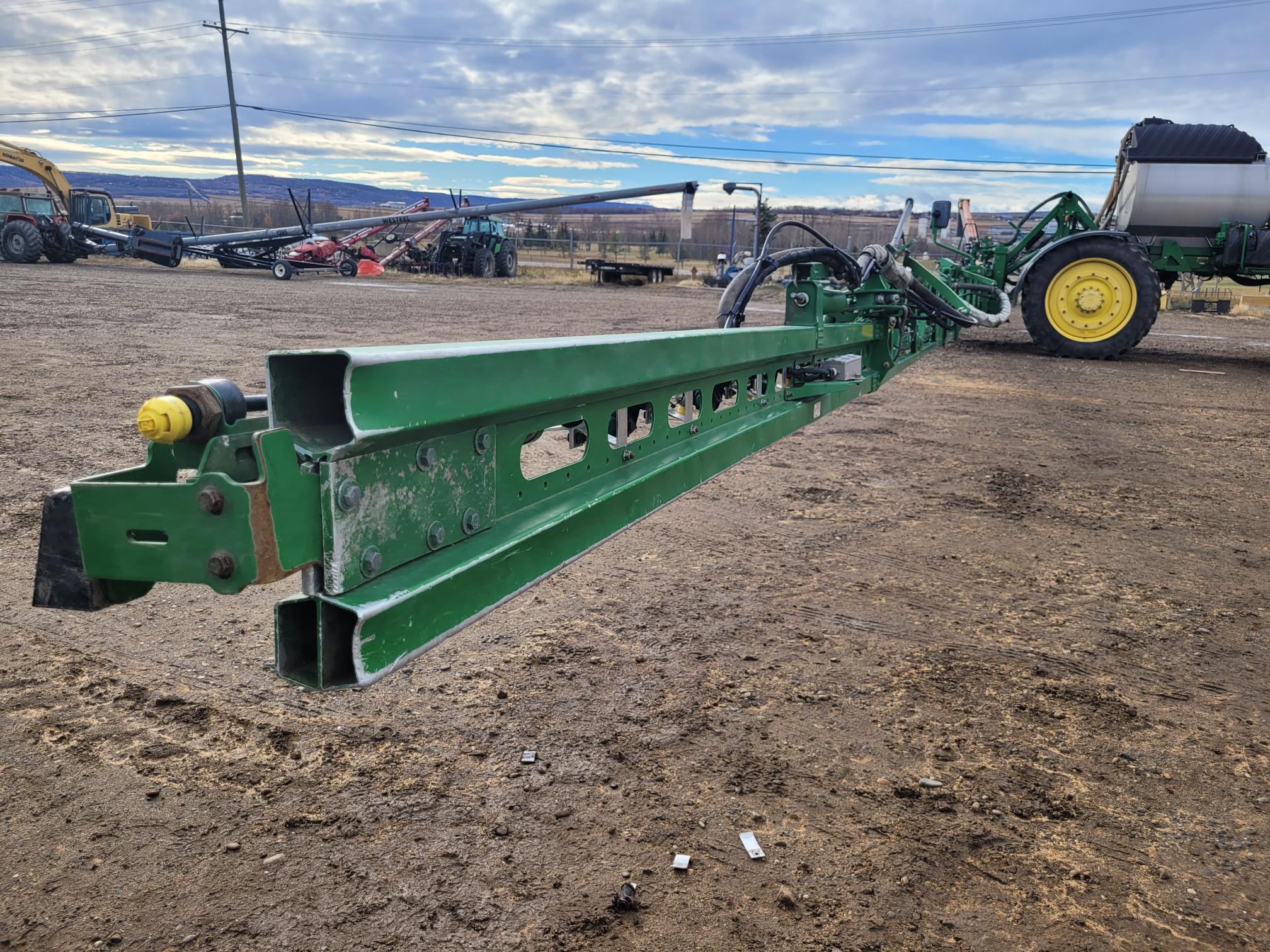 2016 John Deere R4045 Image 12