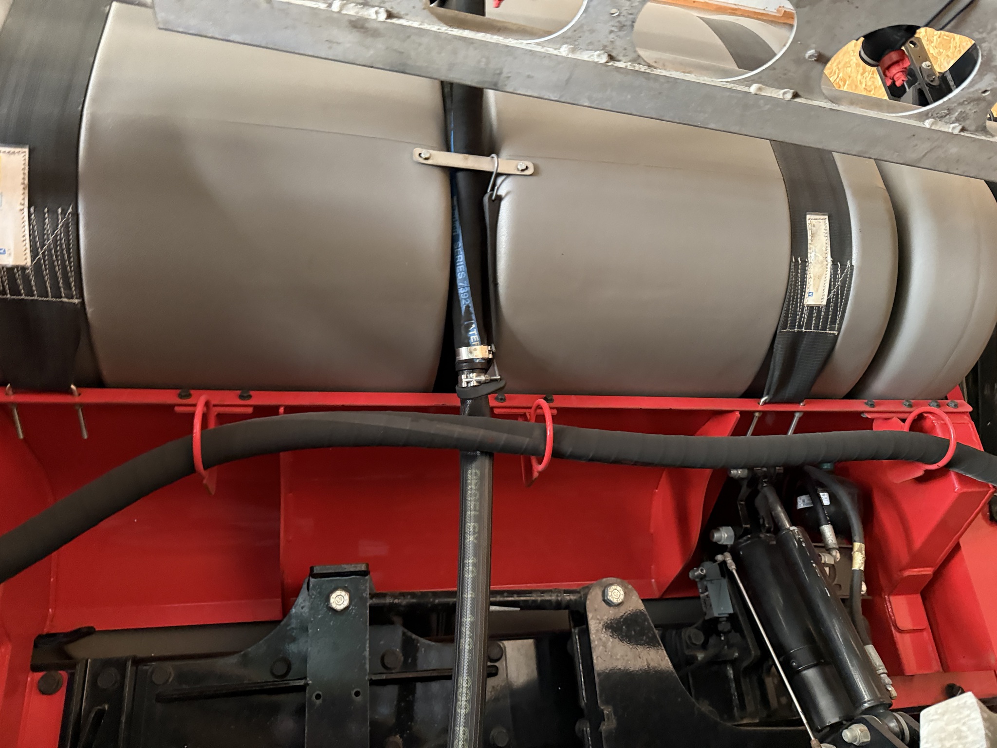 2015 Apache AS1220 Image 6