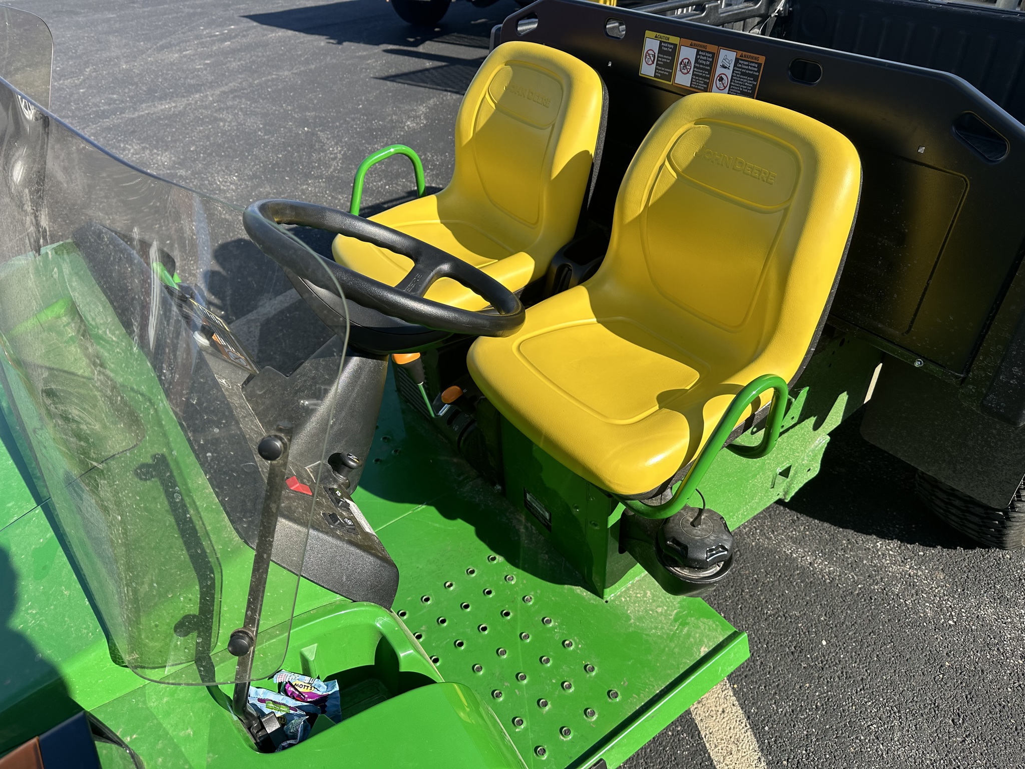 2025 John Deere TX Image 16