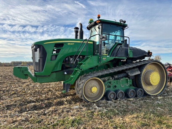 2009 John-Deere 9530T