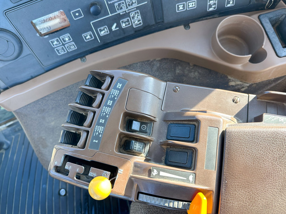 2009 John-Deere 9530T