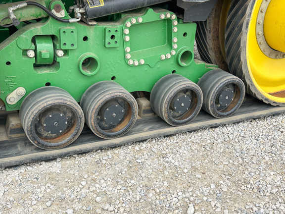 2009 John-Deere 9530T