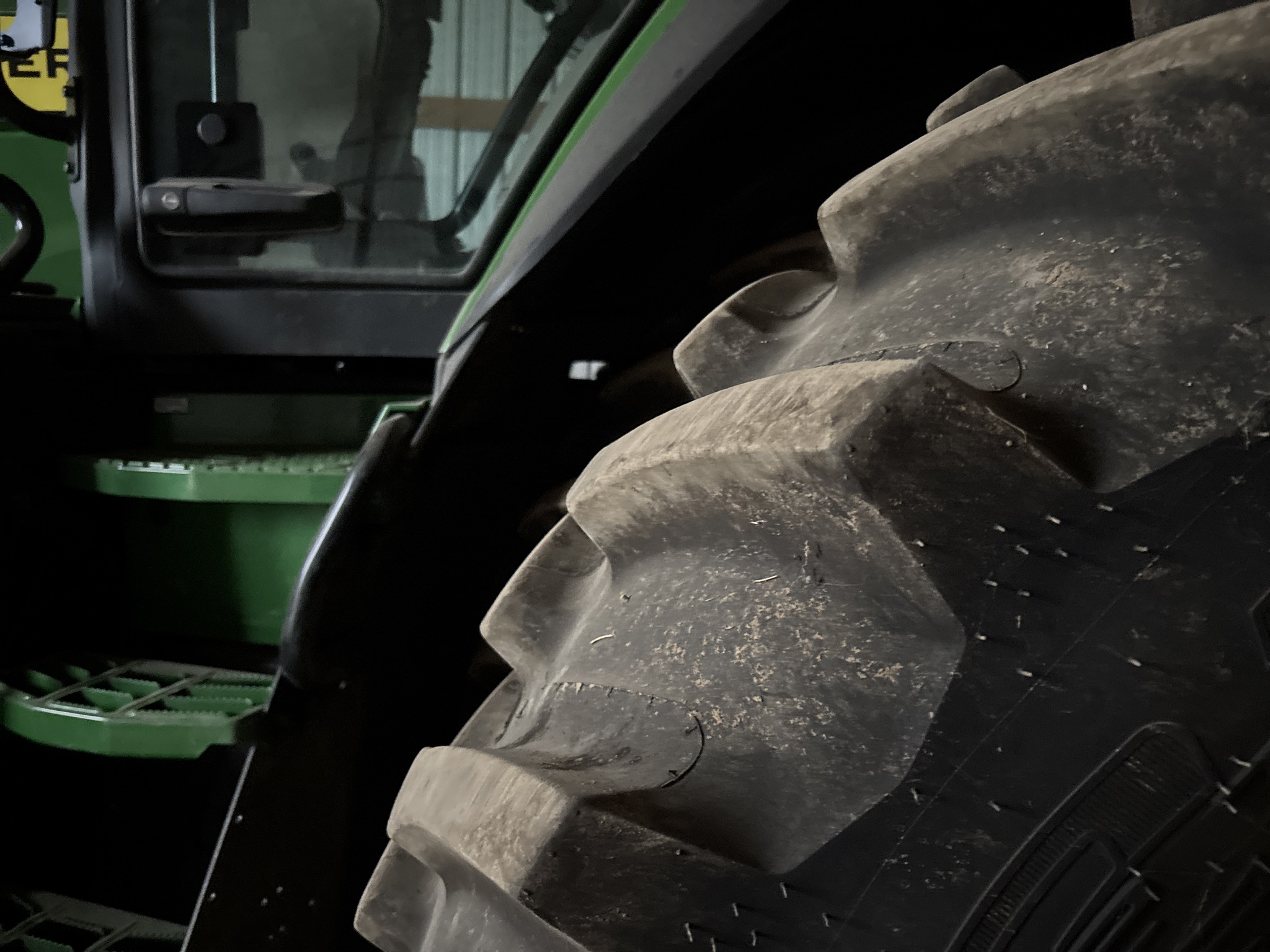 Used 2024 John Deere 8R 370 Row Crop Tractors at Koenig Equipment in Urbana, OH - PhotoXL14