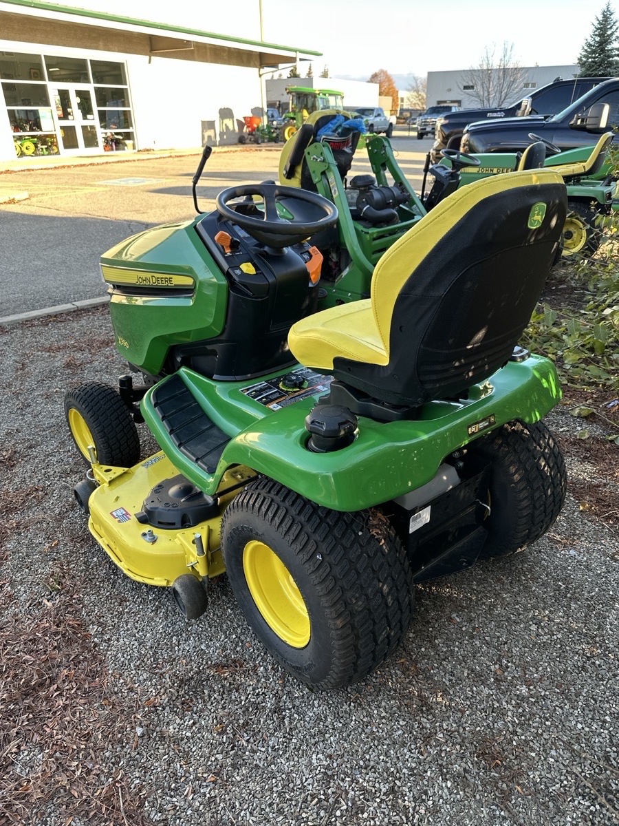 2022 John Deere X390 Image 4