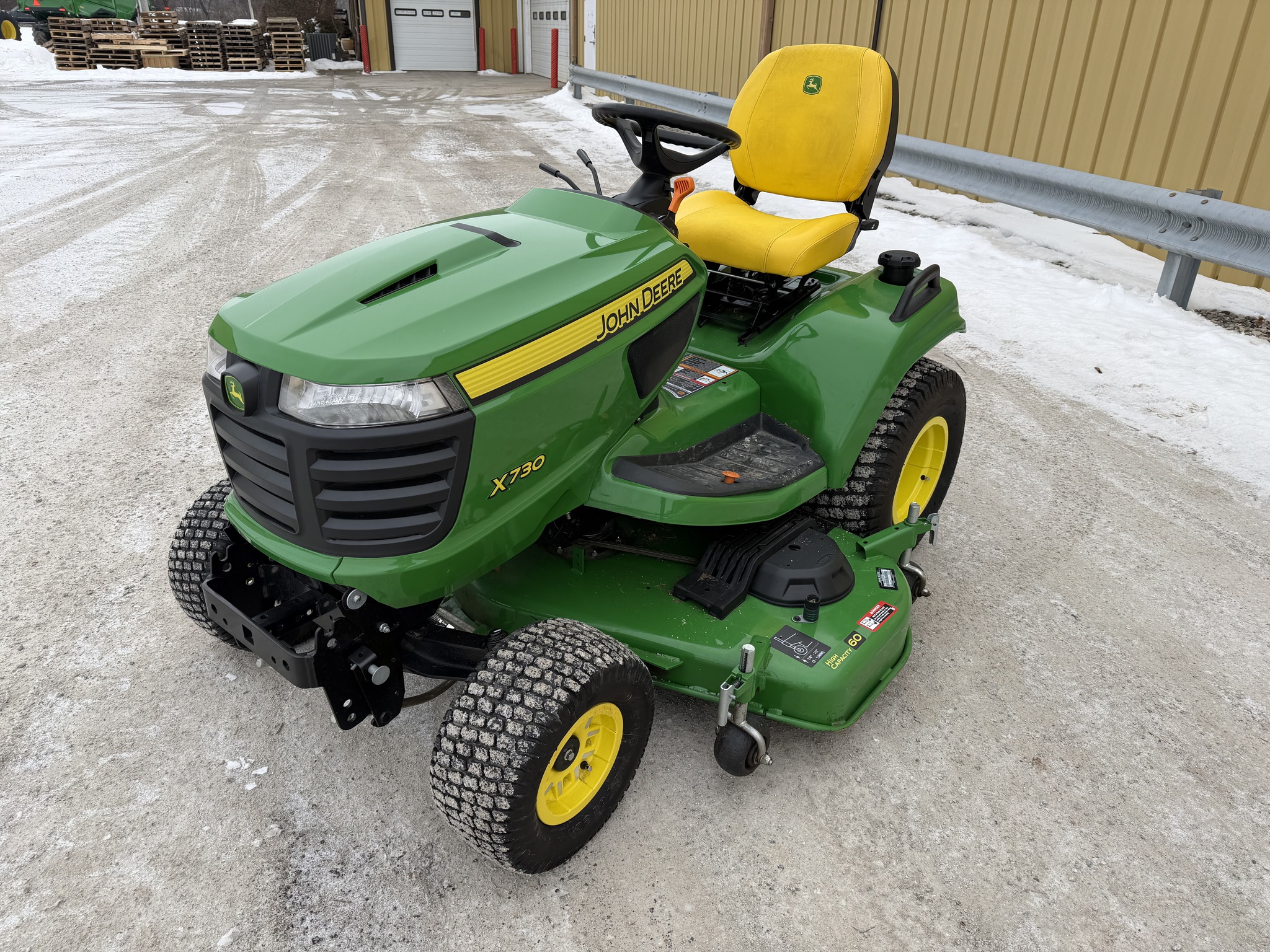 2024 John Deere X730 Image 7