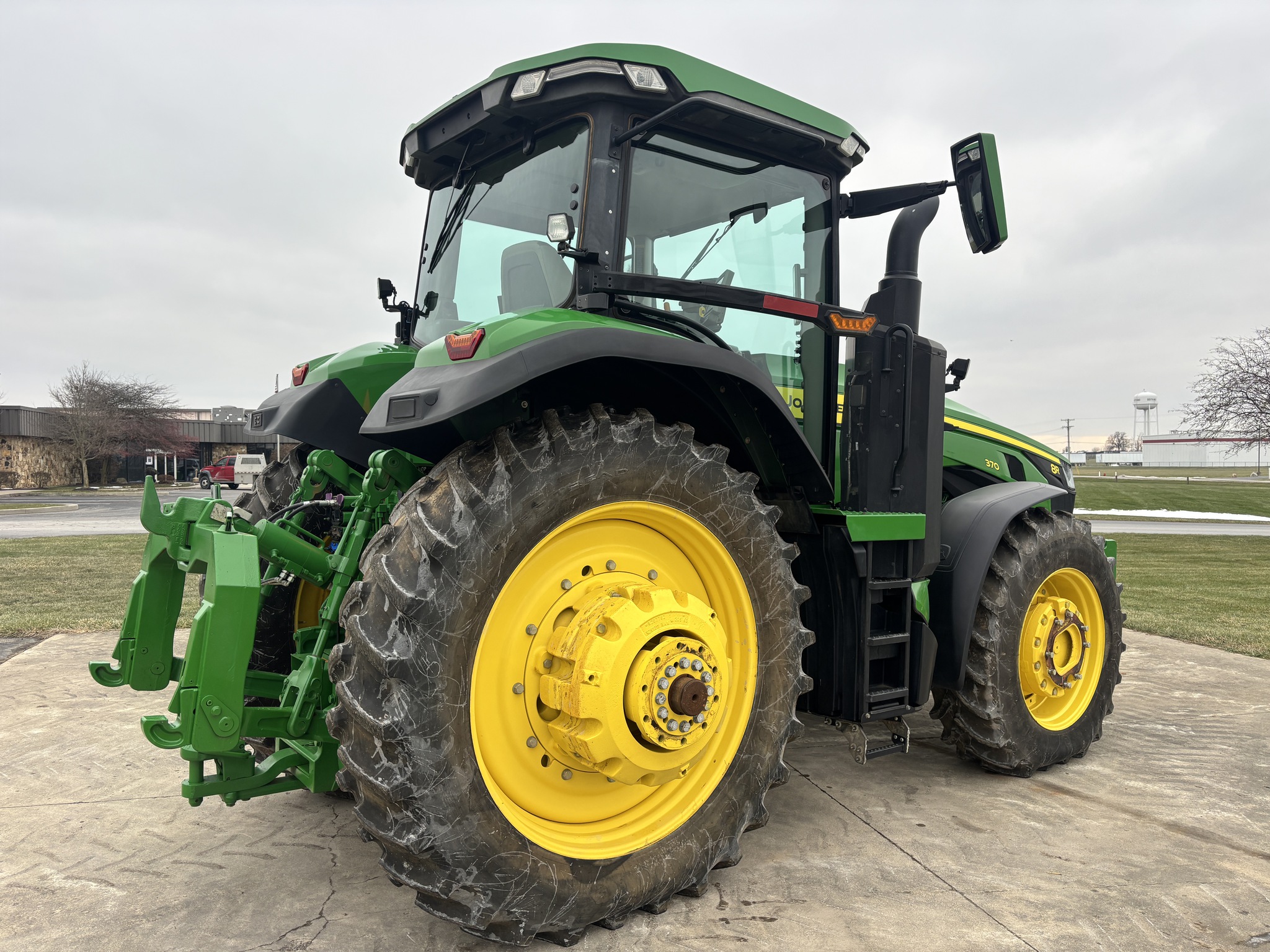 Used 2022 John Deere 8R 370 Row Crop Tractors at Koenig Equipment in Anna, OH - PhotoXL4