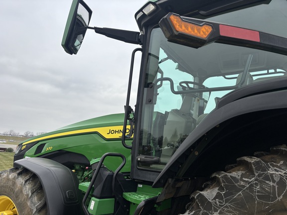 Used 2022 John Deere 8R 370 Row Crop Tractors at Koenig Equipment in Anna, OH - Photo11