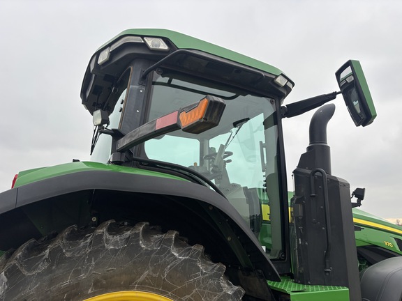 Used 2022 John Deere 8R 370 Row Crop Tractors at Koenig Equipment in Anna, OH - Photo16