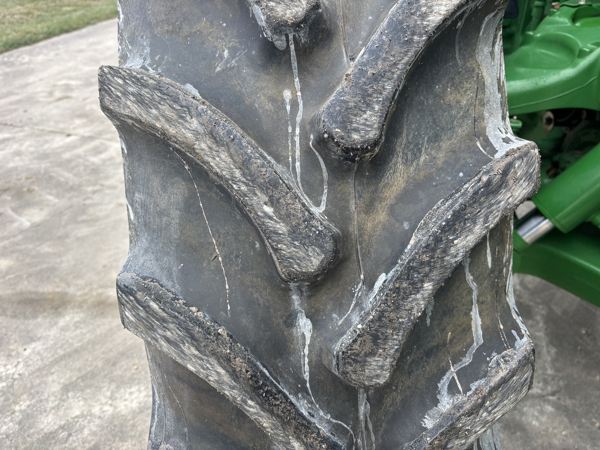 Used 2022 John Deere 8R 370 Row Crop Tractors at Koenig Equipment in Anna, OH - PhotoXL23