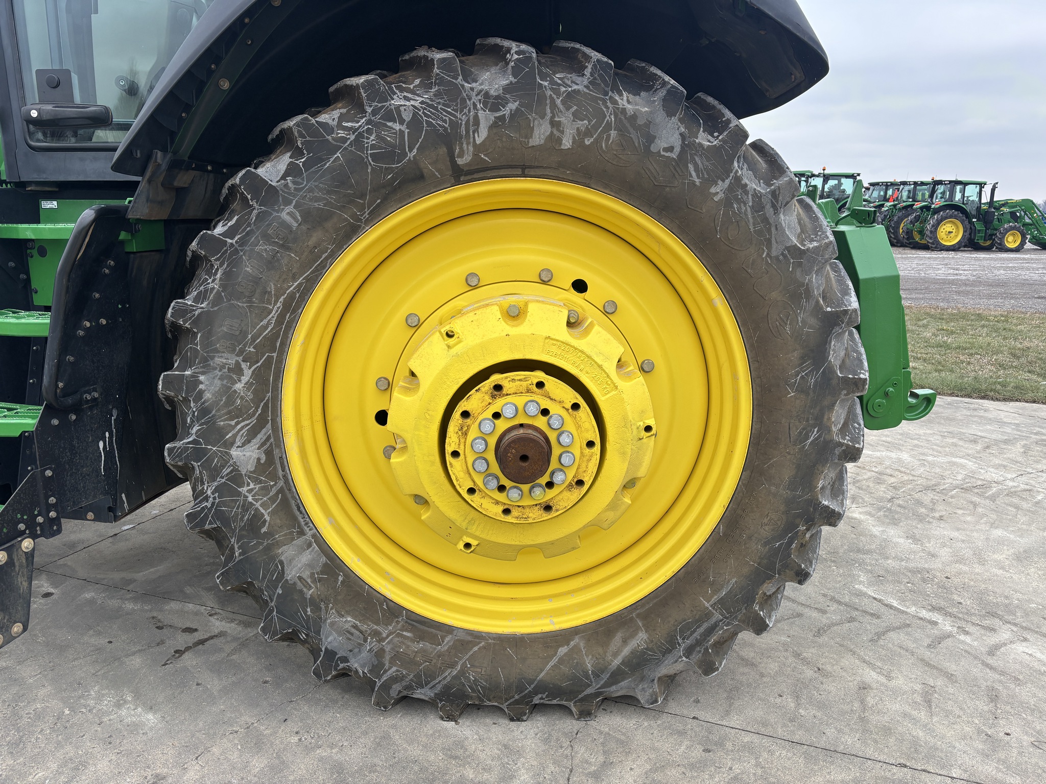 Used 2022 John Deere 8R 370 Row Crop Tractors at Koenig Equipment in Anna, OH - PhotoXL26