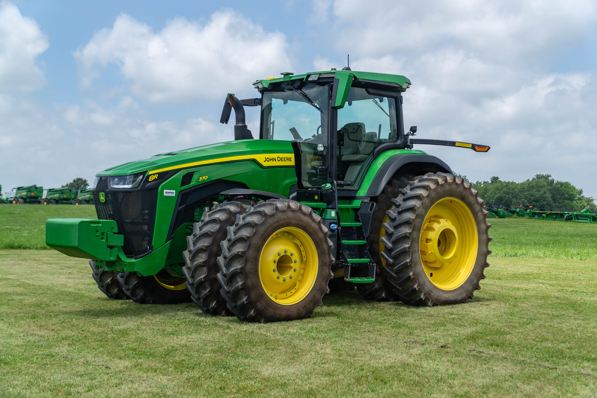 Used 2022 John Deere 8R 370 Row Crop Tractors at Koenig Equipment in Anna, OH - PhotoXL0