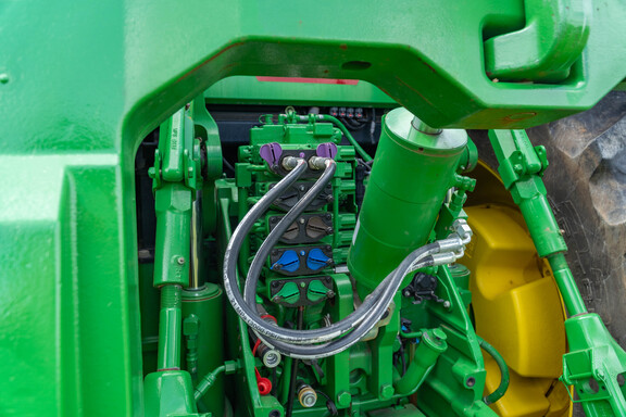 Used 2022 John Deere 8R 370 Row Crop Tractors at Koenig Equipment in Anna, OH - Photo16