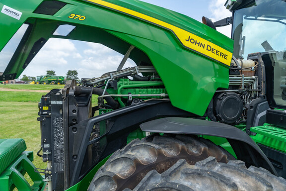 Used 2022 John Deere 8R 370 Row Crop Tractors at Koenig Equipment in Anna, OH - Photo22