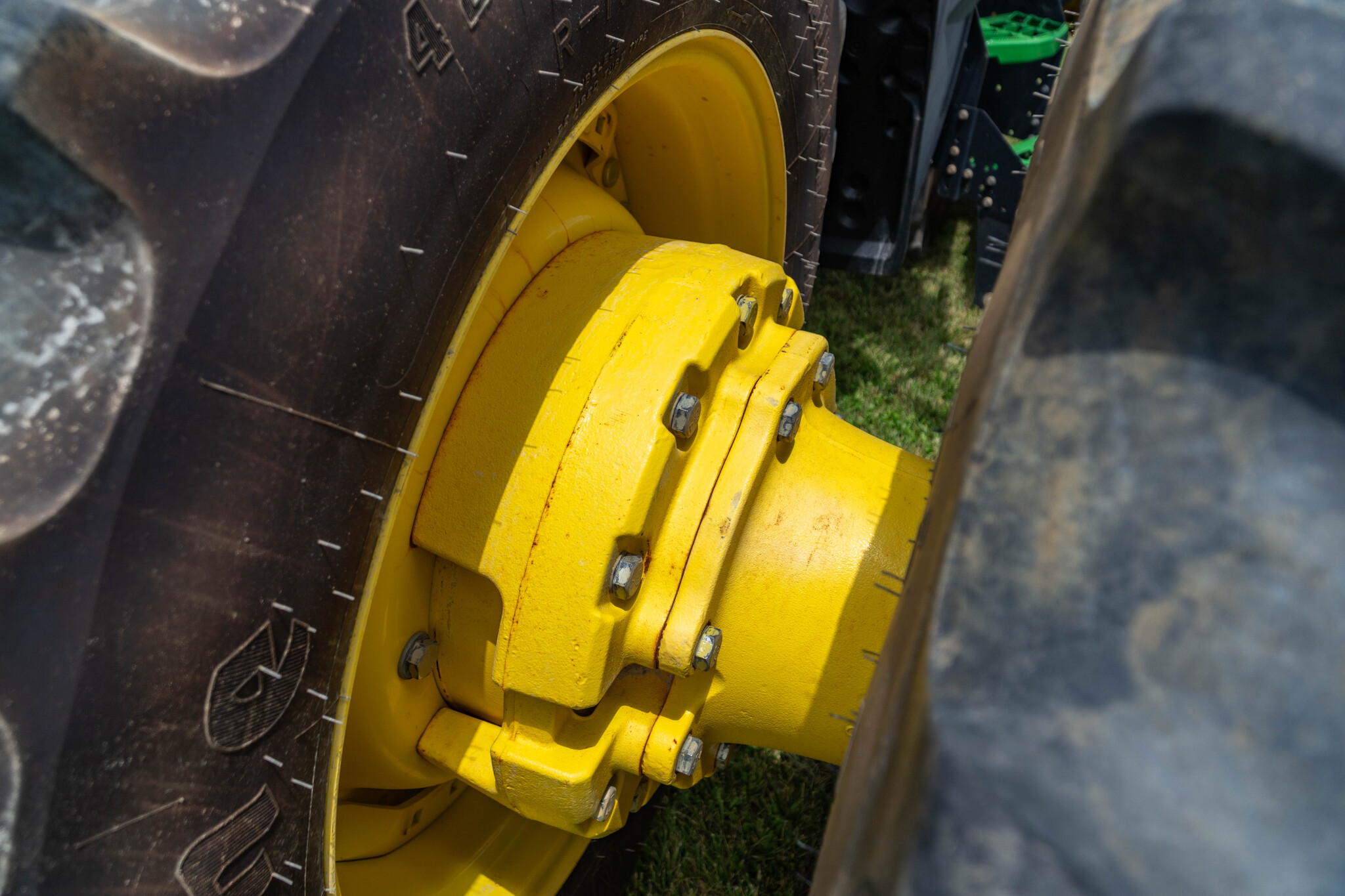 Used 2022 John Deere 8R 370 Row Crop Tractors at Koenig Equipment in Anna, OH - PhotoXL26