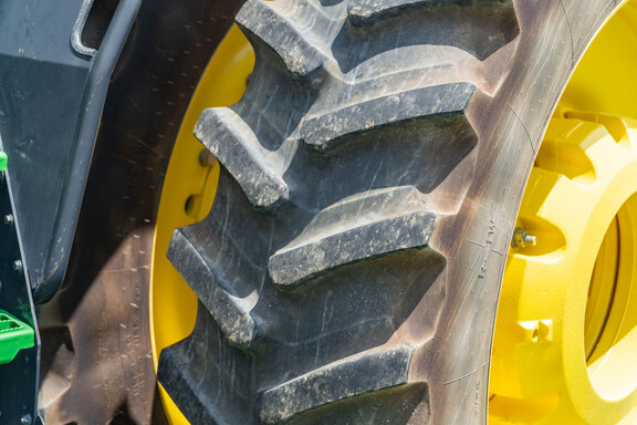 Used 2022 John Deere 8R 370 Row Crop Tractors at Koenig Equipment in Anna, OH - Photo27