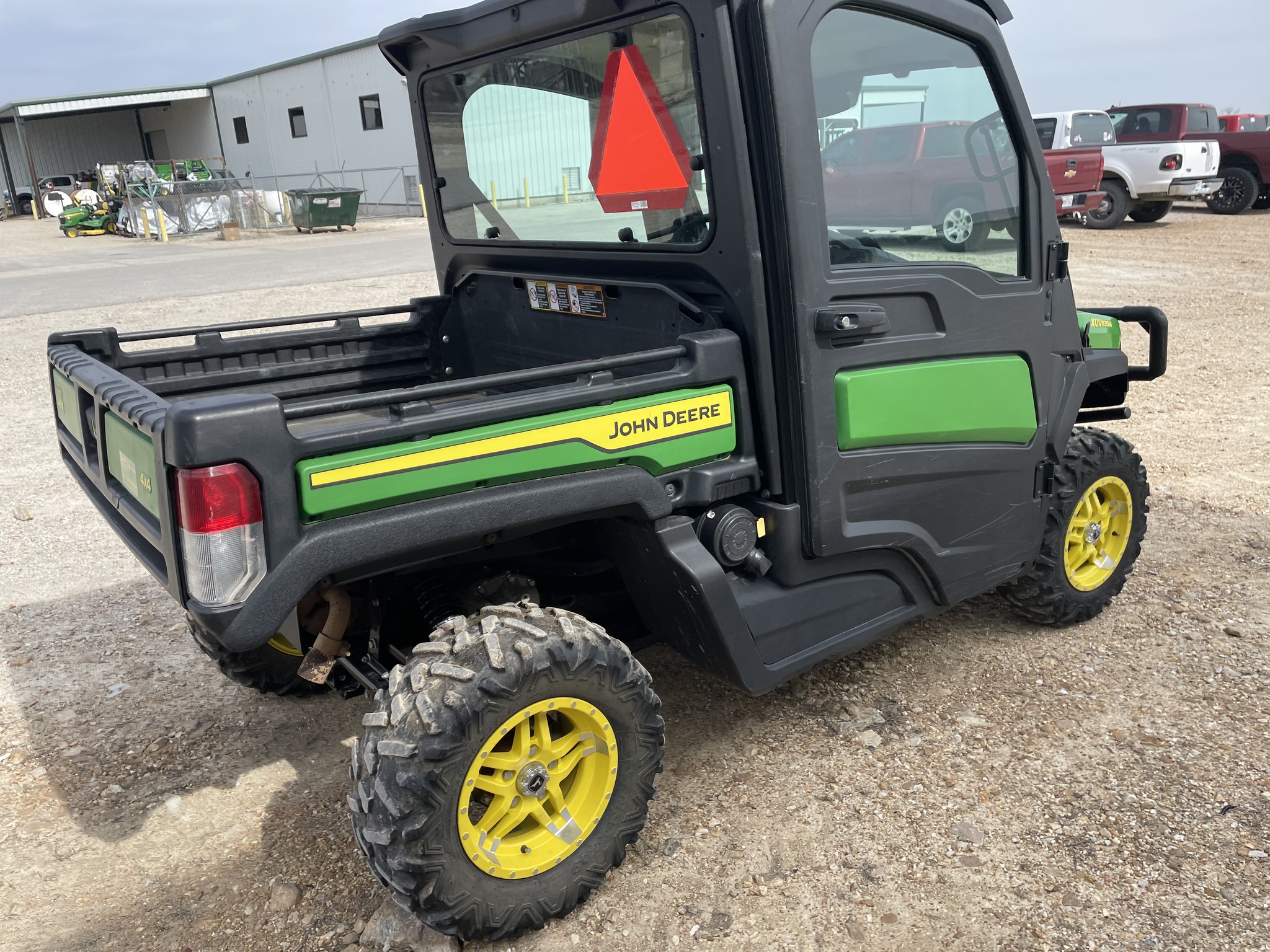  2022 John Deere XUV 835M at Heritage Tractor in Rolla, MO