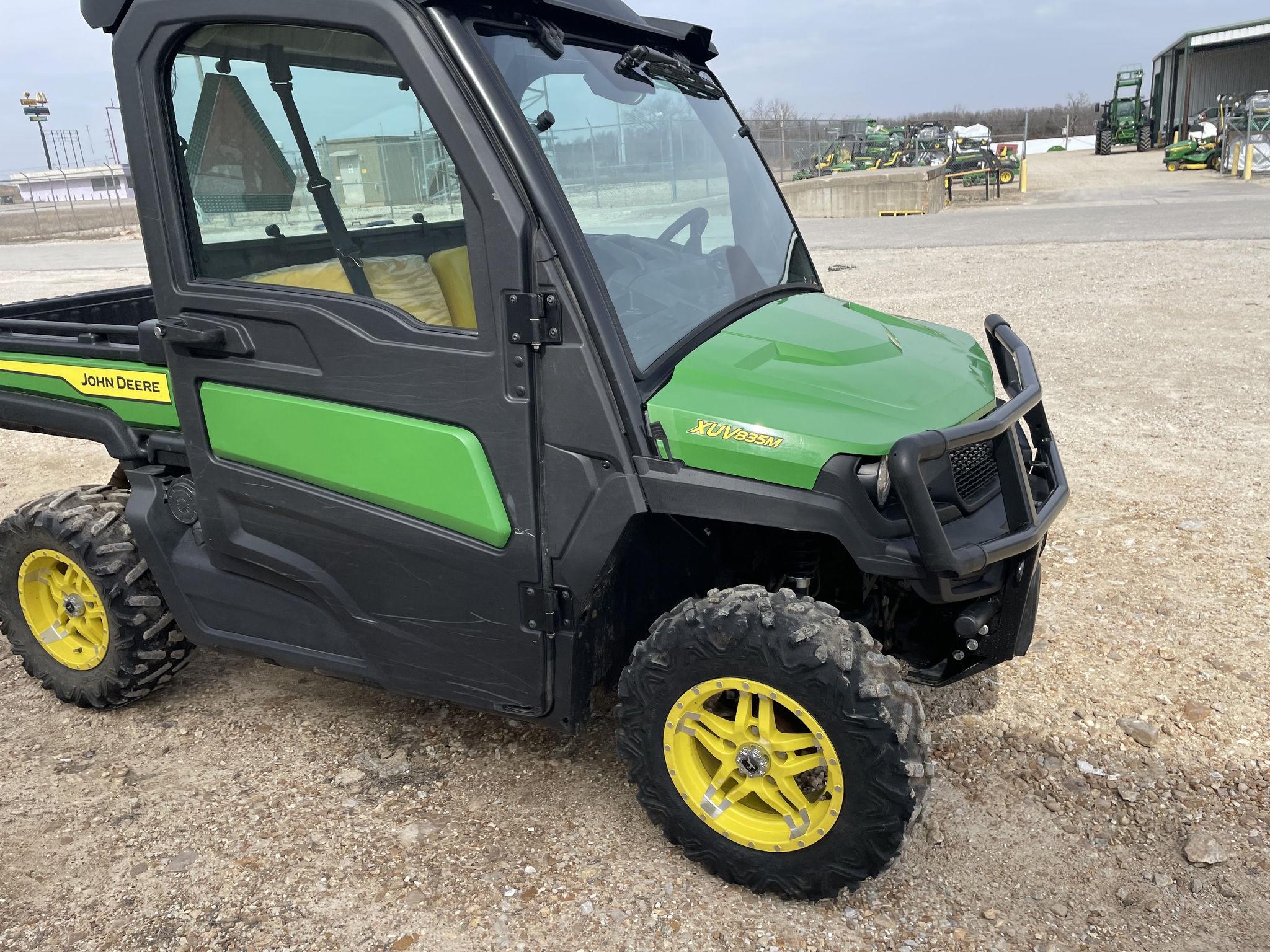  2022 John Deere XUV 835M at Heritage Tractor in Rolla, MO