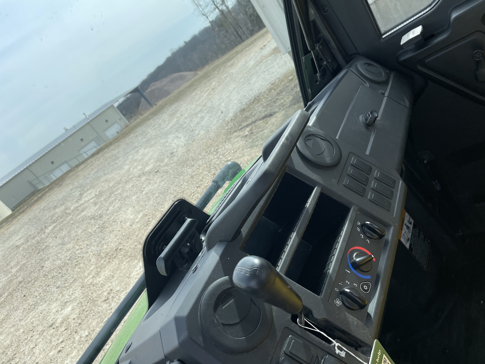  2022 John Deere XUV 835M at Heritage Tractor in Rolla, MO