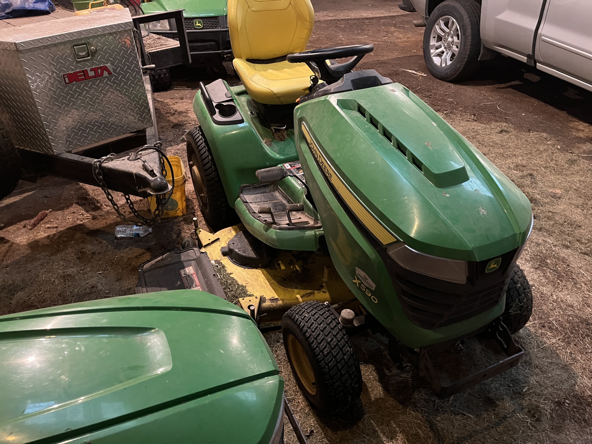  2021 John Deere X590 at Heritage Tractor in Dixon, IL