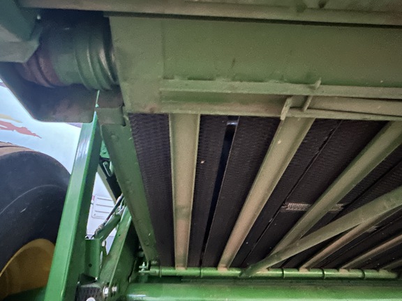 2024 John Deere 561M (18th thumbnail)