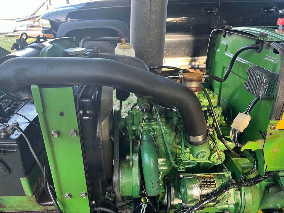 1984 John Deere 650 Image 9