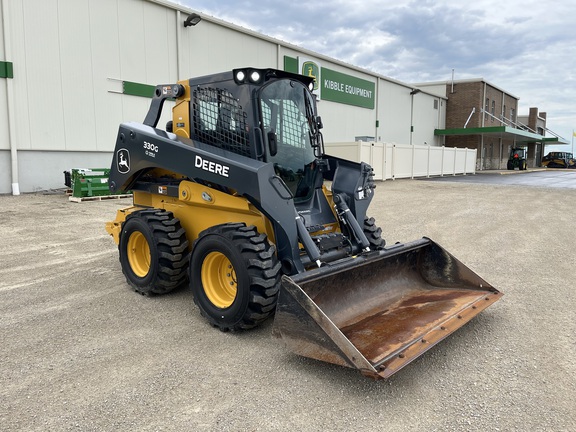 2023 John Deere 330G - Photo3