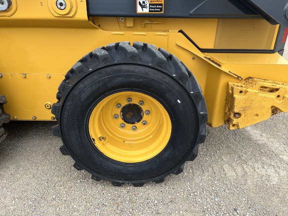 2023 John Deere 330G - Photo17