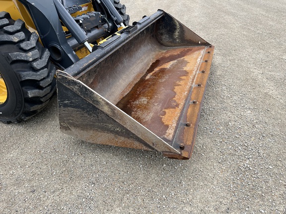 2023 John Deere 330G - Photo27