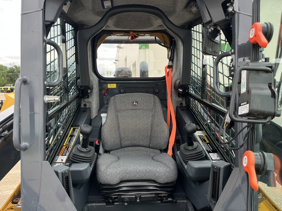 2023 John Deere 330G - Photo31