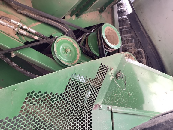 Photo of 2016 John Deere S680