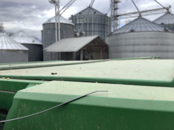 Photo of 2016 John Deere S680