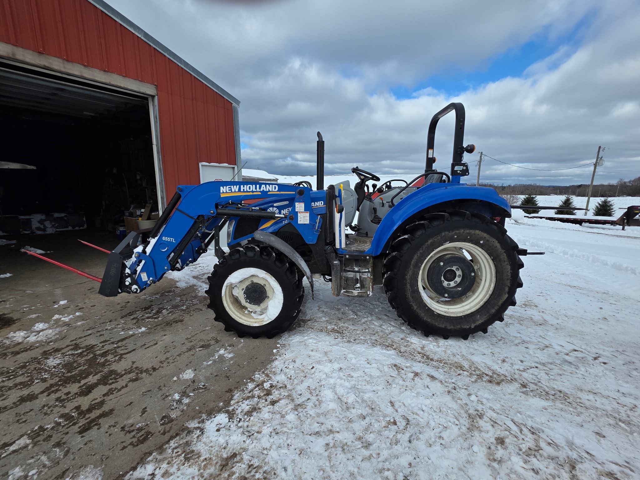 2017 New Holland T4.75 Image 2