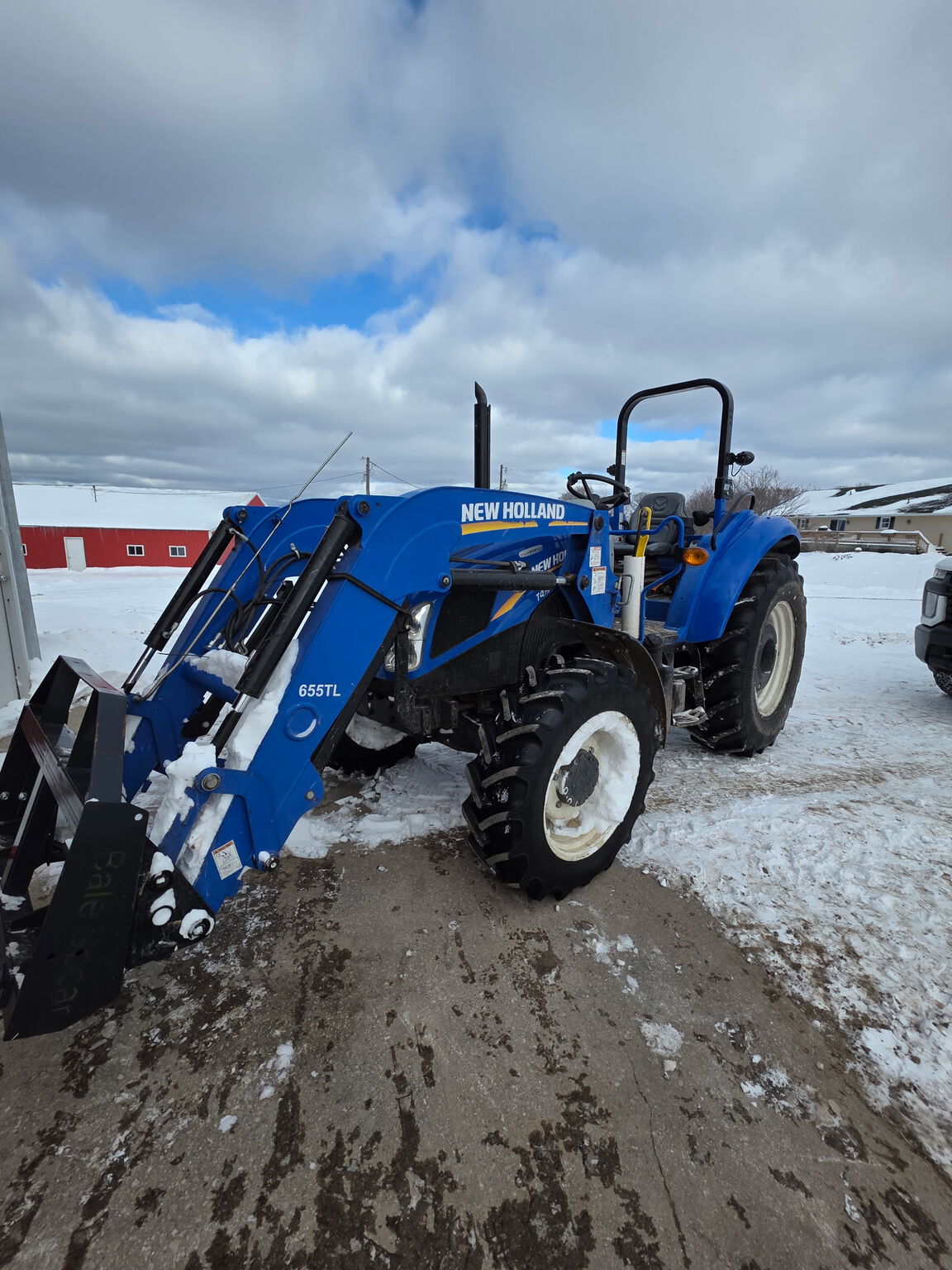 2017 New Holland T4.75 Image 1